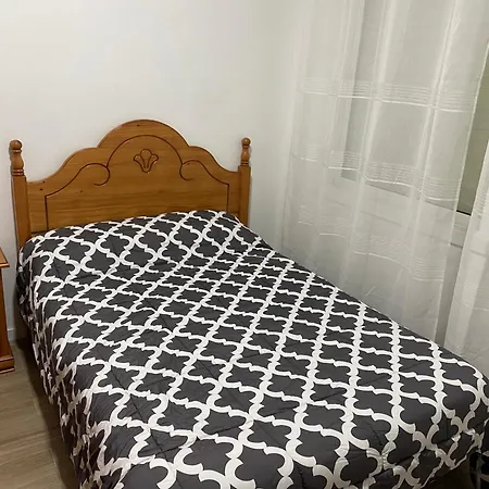 Casa Con Piscina Cerca De La Playa Vakantiehuis *