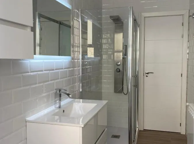 Casa Con Piscina Cerca De La Playa * Baiona